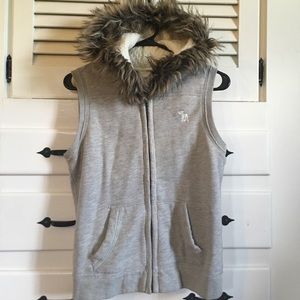 Abercrombie & Fitch hooded sweater vest Small